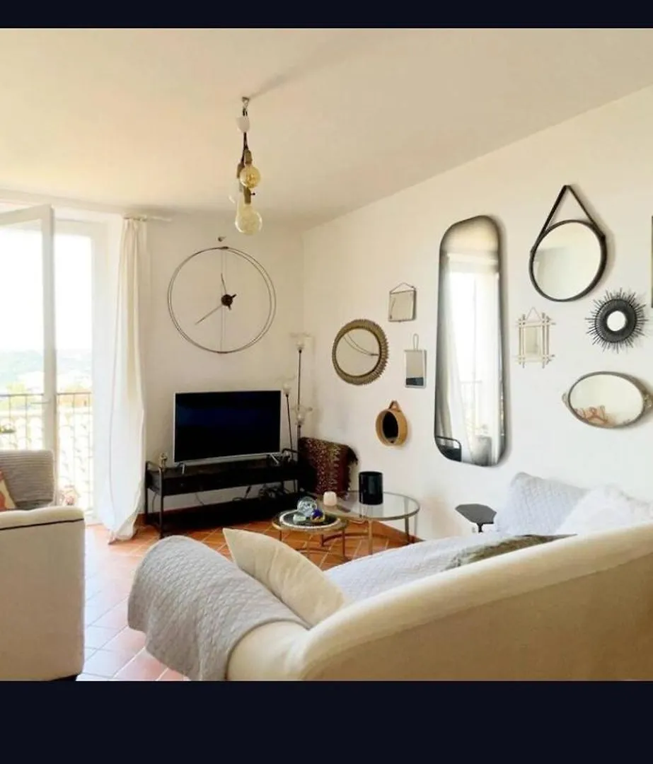 Charmante Maison De Village Haut De Cagnes Feriehus